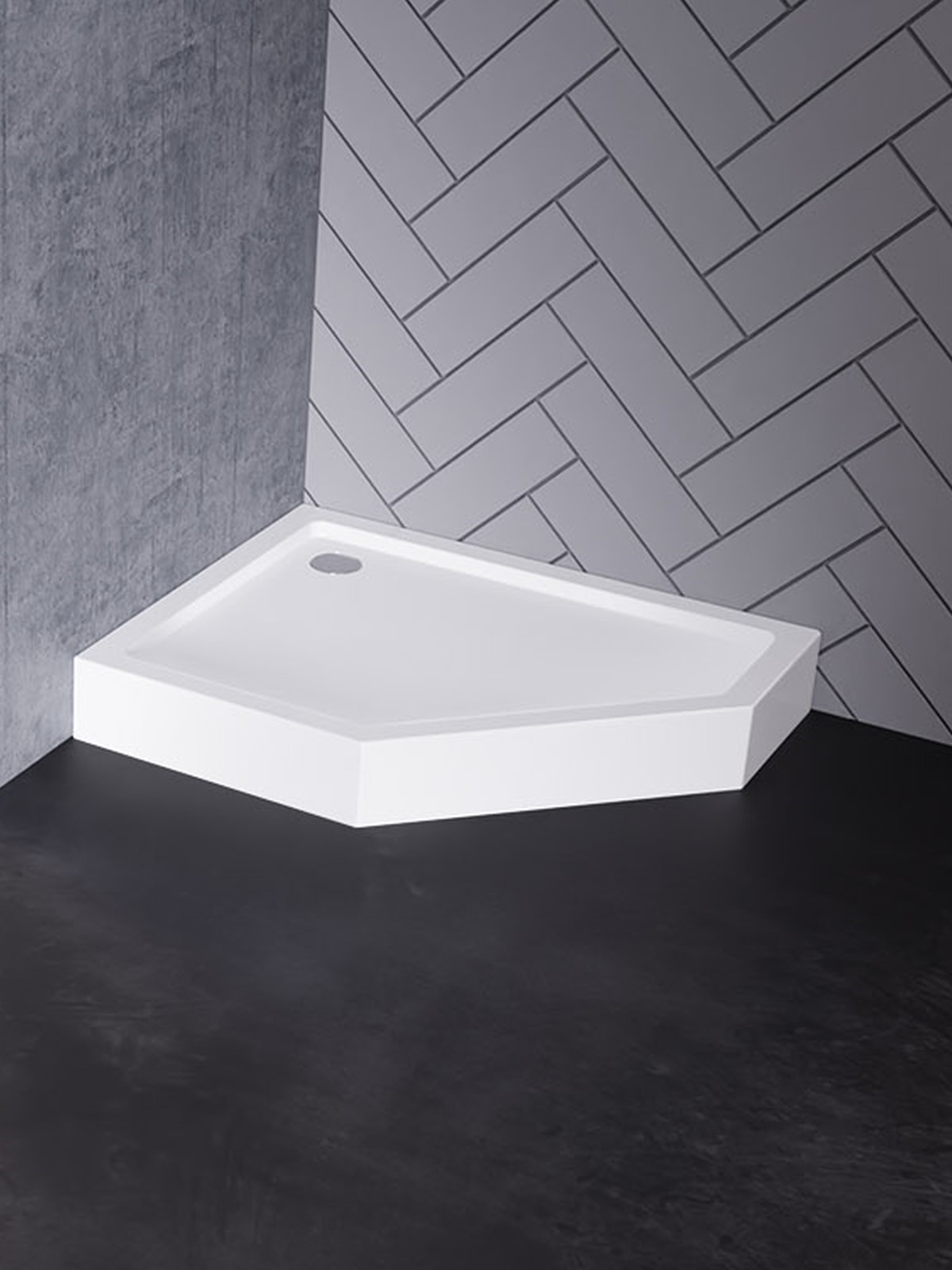 New Azura acrylic shower tray, asymmetrical, in white. Height 15cm